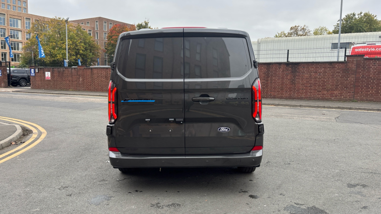 Ford Transit Custom E-320 L1 Rwd 100kW 65kWh H1 Van Limited Auto